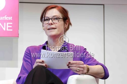Italienischer Schriftsteller Roberto Saviano und die Journalistin Karen Krüger diskutieren über 