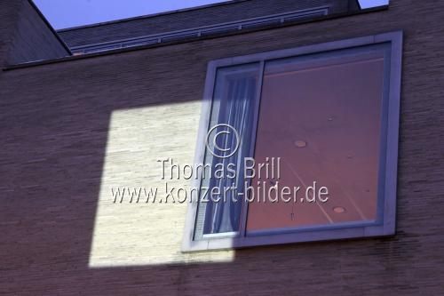 Prof. Mischa Kuball gastiert mit seiner Lichtprojektion 
