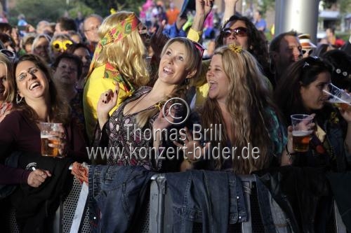 Deutsche Schlagersänger Dieter Thomas Kuhn gastiert mit seiner Band auf seiner 