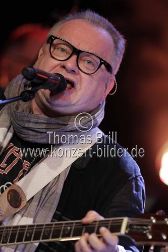 Deutscher Rocksänger Heinz Rudolf Kunze gastiert auf seiner 