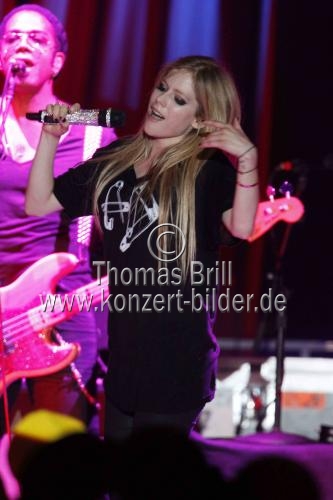 Canadische Rock-Sängerin Avril Lavigne gastiert auf ihrer 