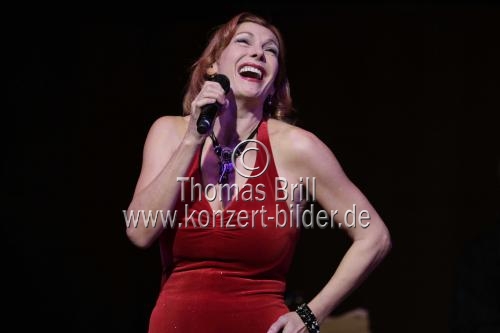 Deutscher Chansonnière Ute Lemper gastiert mit der Original Astor Piazzolla Band auf ihrer 