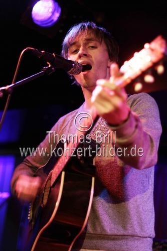 Norwegischer Sänger, Gitarrist und Songwriter Sondre Lerche gastiert auf seiner 