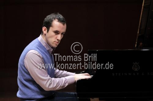 Russisch-deutsche Pianist Igor Levit gastiert in der Philharmonie Köln (&copy; Thomas Brill)