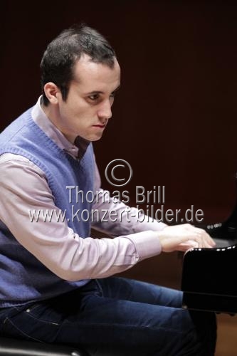 Russisch-deutsche Pianist Igor Levit gastiert in der Philharmonie Köln (&copy; Thomas Brill)
