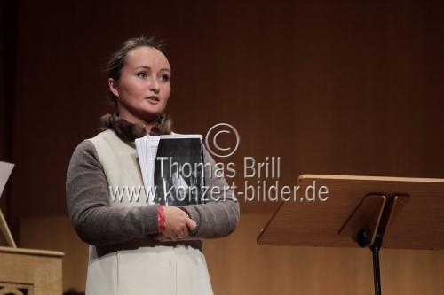 Belgische Dirigent René Jacobs leitet das Freiburger Barockorchester in der Philharmonie Köln (© Thomas Brill)