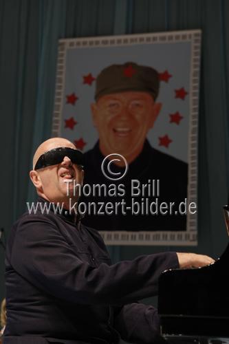 Niederländischer Musikcomedian Hans Liberg gastierte mit seiner Show 