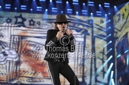 Deutscher Rockmusiker Udo Lindenberg gastiert auf seiner 