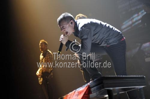 Amerikanische Rockband Linkin Park gastiert mit ihren Sängern Chester Bennington und Mike Shinoda auf ihrer 