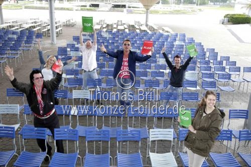 Kölner Moderator Linus (Michael Büttgen) gastiert mit seiner Talentprobe am Freitag, den 09. Mai 2014, um 20.00 Uhr Open Air am Tanzbrunnen Köln (&copy; Thomas Brill)