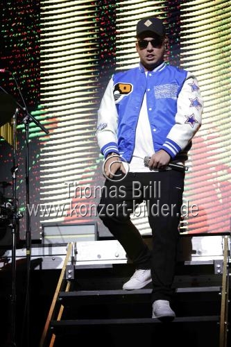 Deutscher Sänger Pietro Lombardi gastiert auf seiner 