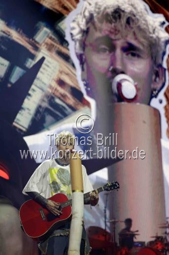 Amerikanischer Rapper Machine Gun Kelly gastiert auf seiner 