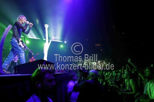 Amerikanischer Rapper Machine Gun Kelly gastiert auf seiner 