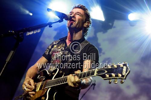 Deutscher Sänger Peter Maffay gastiert auf seiner Ewig-Promotiontour im E-Werk Köln (© Thomas Brill)