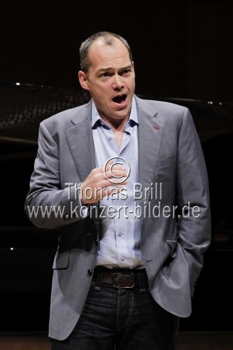 Englischer Bariton Christopher Maltman gastiert in Begleitung des schottischen Pianisten Malcolm Martineau in der Philharmonie Köln (&copy; Thomas Brill)
