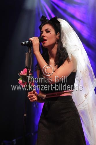 Walisische Sängerin Marina and The Diamonds gastiert auf ihrer 
