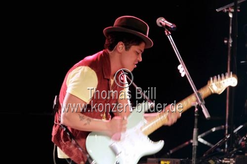 Amerikanischer R+B-Musiker und Singer-Songwriter Bruno Mars gastiert auf seiner 