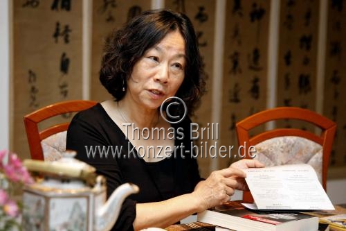 Chinesische Autorin und bersetzerin Tienchi Martin-Liao im Interview ber das zweitgige China-Festival am 20. und 21. September 2013 Kln (&copy; Thomas Brill)