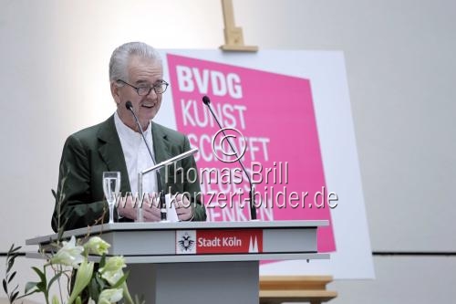 Deutsche Galerist Hans Mayer erhält den mit 10 000 Euro dotierten Art-Cologne-Preis 2015 im Historischen Rathaus der Stadt Köln (© Thomas Brill)