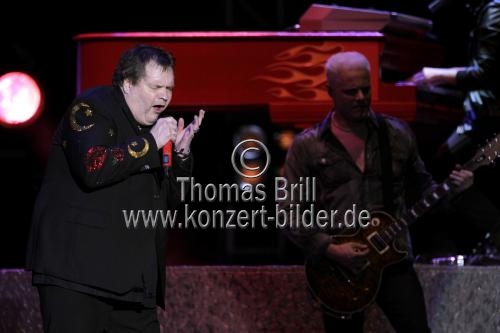 Amerikanische Rocksänger Meat Loaf gastiert gastiert in Begleitung der amerikanischen Sängerin Patricia 