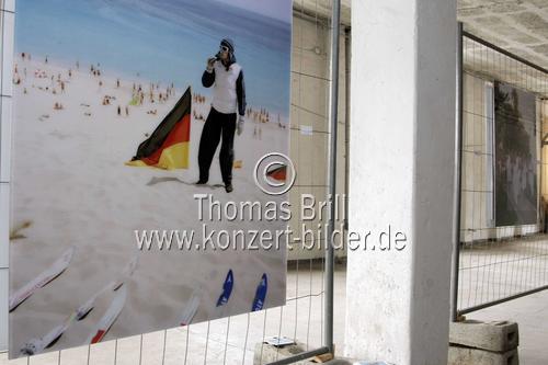 Ausstellung: Cluburlaub des deutschen Künstlers Andreas Meichsner gastiert vom 22. bis 31. August 2008 in der Rheinlandhalle, Köln (&copy; Thomas Brill)