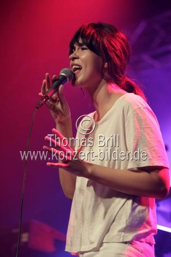 Norwegische Popmusikerin Maria Mena gastiert auf ihrer 