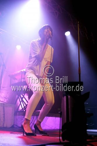 Norwegische Popmusikerin Maria Mena gastiert auf ihrer 