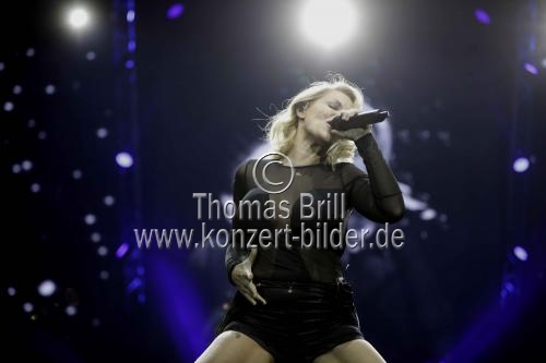 Deutsche Schlagersängerin Michelle gastiert bei der Schlagernacht des Jahres in der Lanxess Arena Köln (&copy; Thomas Brill)