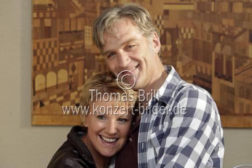 Schauspieler Mariele Millowitsch und Walter Sittler bei den Dreharbeiten zum ZDF-Komödie 