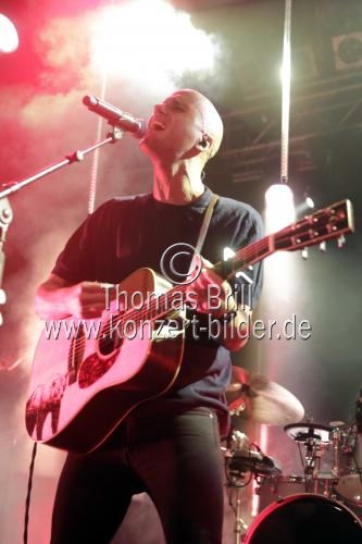 Belgische Singer-Songwriter Jonathan Vandenbroeck alias Milow gastiert auf seiner 