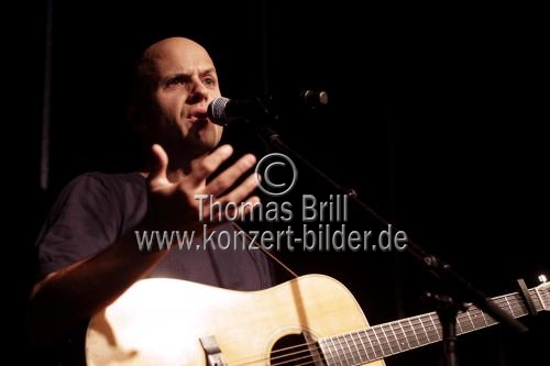 Belgische Singer-Songwriter Jonathan Vandenbroeck alias Milow gastiert auf seiner 