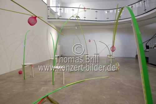 Künstlerin Yin Ming-Ming gastiert mit ihrer Ausstellung „The Fall Of Apple“ vom 24. März bis 30. April 2022 in der artothek Köln (&copy; Thomas Brill)