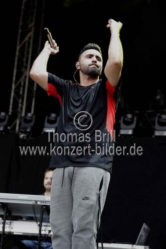 Deutsche Rapper Mohamed El Moussaoui alias MoTrip gastiert auf seiner 