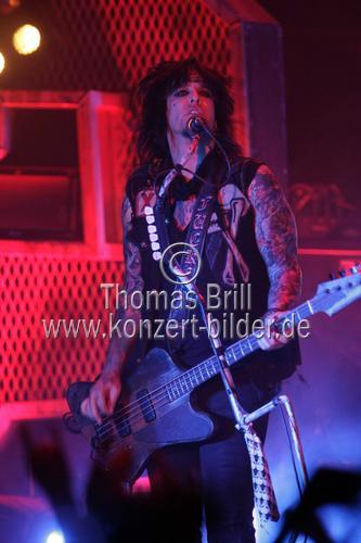 Amerikanische Glam-Metal-Band Mötley Crüe gastiert auf ihrer 