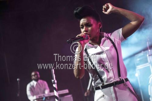 Amerikanische Soul- und Funk-Sängerin Janelle Monáe gastiert auf ihrer 