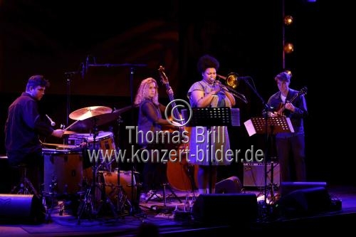 Belgisches Jazz-Quartett N∆BOU gastiert auf ihrer 
