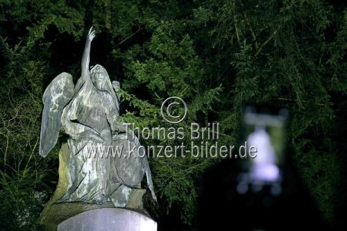 Führung über den ältesten Friedhof der Stadt Köln Nachts auf Melaten auf dem Melatenfriedhof Köln (© Thomas Brill)