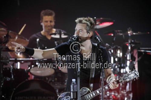 Kanadische Rock-Band Nickelback gastiert auf ihrer 
