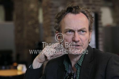 Deutsche Regisseur Sebastian Nübling im Interview über das Stück 