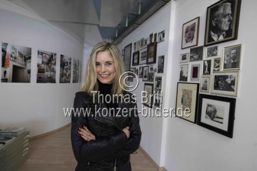 Direktorin des ZADIK Nadine Oberste-Hetbleck im ZADIK - Zentralarchiv für deutsche und internationale Kunstmarktforschung e.V. in Köln (&copy; Thomas Brill)