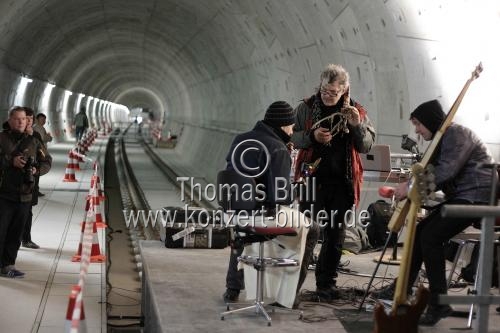 Eröffnung des Festivals ACHT BRÜCKEN-Musik für Köln am 30. April 2013 in den U-Bahnhöfen Bonner Wall und Chlodwigplatz Köln (&copy; Thomas Brill)