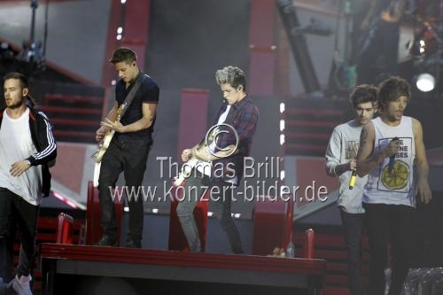 Britisch-irische Boygroup One Direction gastiert auf ihrer 