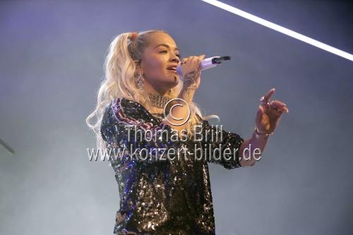 Britische Sängerin Rita Ora gastiert auf ihrer 