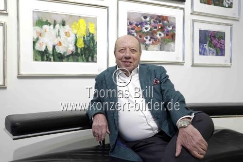 Kunsthändler Knut Osper verabschiedet sich mit der Ausstellung „Schatzsuche“ ab 15. Februar 2025 aus seiner Kunsthandlung Osper in der Pfeilstraße 29 in Köln (© Thomas Brill)