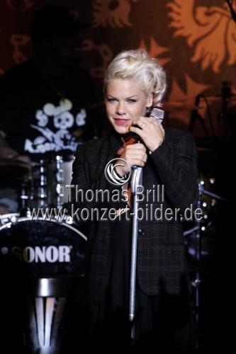 Amerikanische Popsängerin P!NK gab auf ihrer 