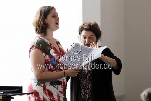 Amerikanische Sopranistin Helen Donath gibt einen Meisterkurs für das Internationale Opernstudio der Oper Köln im Foyer der Oper Köln (© Thomas Brill)