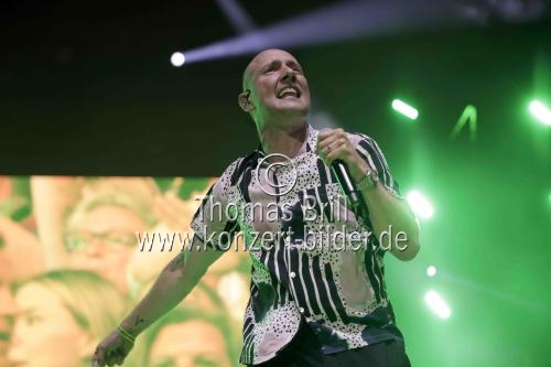Deutsche Schlagersänger Oliver Petszokat alisa Oli.P  gastiert bei der Schlagernacht des Jahres in der Lanxess Arena Köln (© Thomas Brill)
