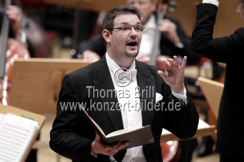 Deutz-Chor Köln und die Württembergische Philharmonie Reutlingen gastieren unter der Leitung von Heinz Walter Florin gastieren mit dem Konzert 
