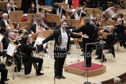 Deutz-Chor Köln und die Württembergische Philharmonie Reutlingen gastieren unter der Leitung von Heinz Walter Florin gastieren mit dem Konzert 
