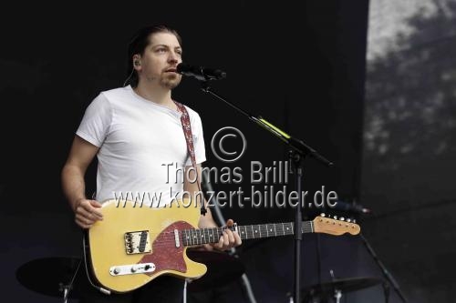 Deutsche Sänger Philipp Poisel gastiert auf seiner 